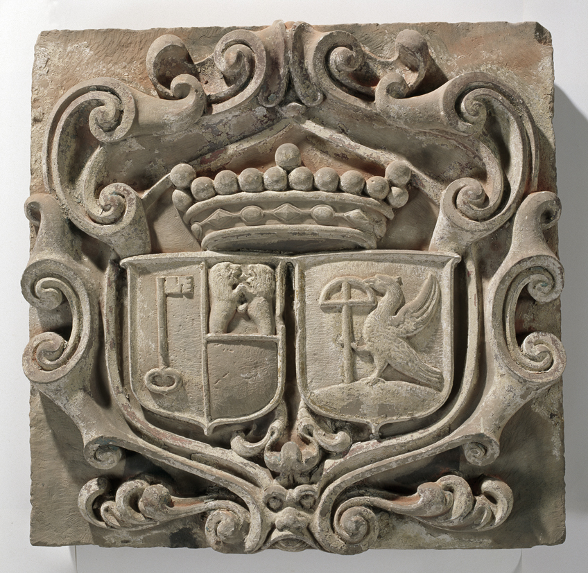 Gevelsteen met wapens van Joachim Frederiks en Euwe Gebels en Korengaert