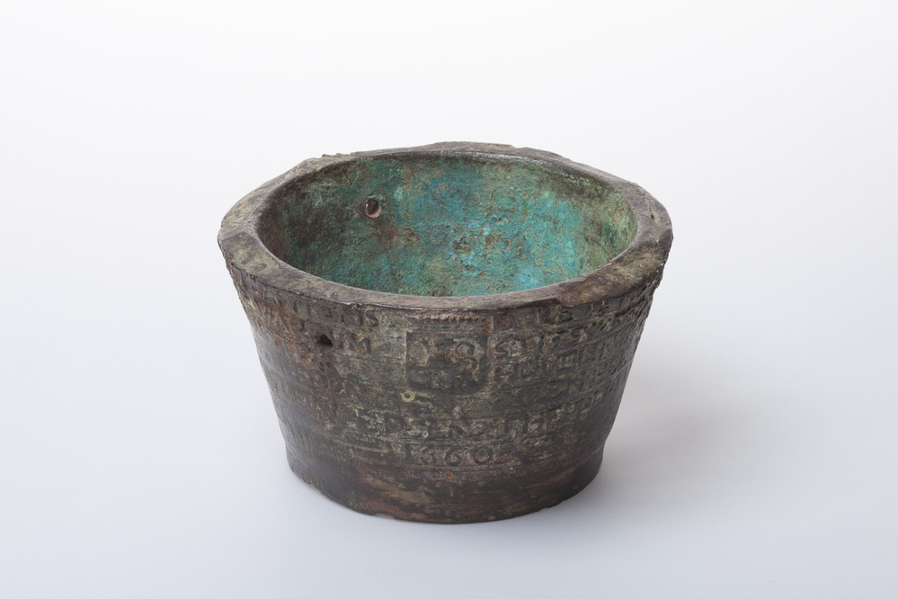 Middendeel van zijl (sluis)- of mosterdpot