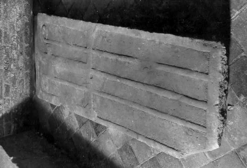 Sarcofaagdeksel (Doezum)