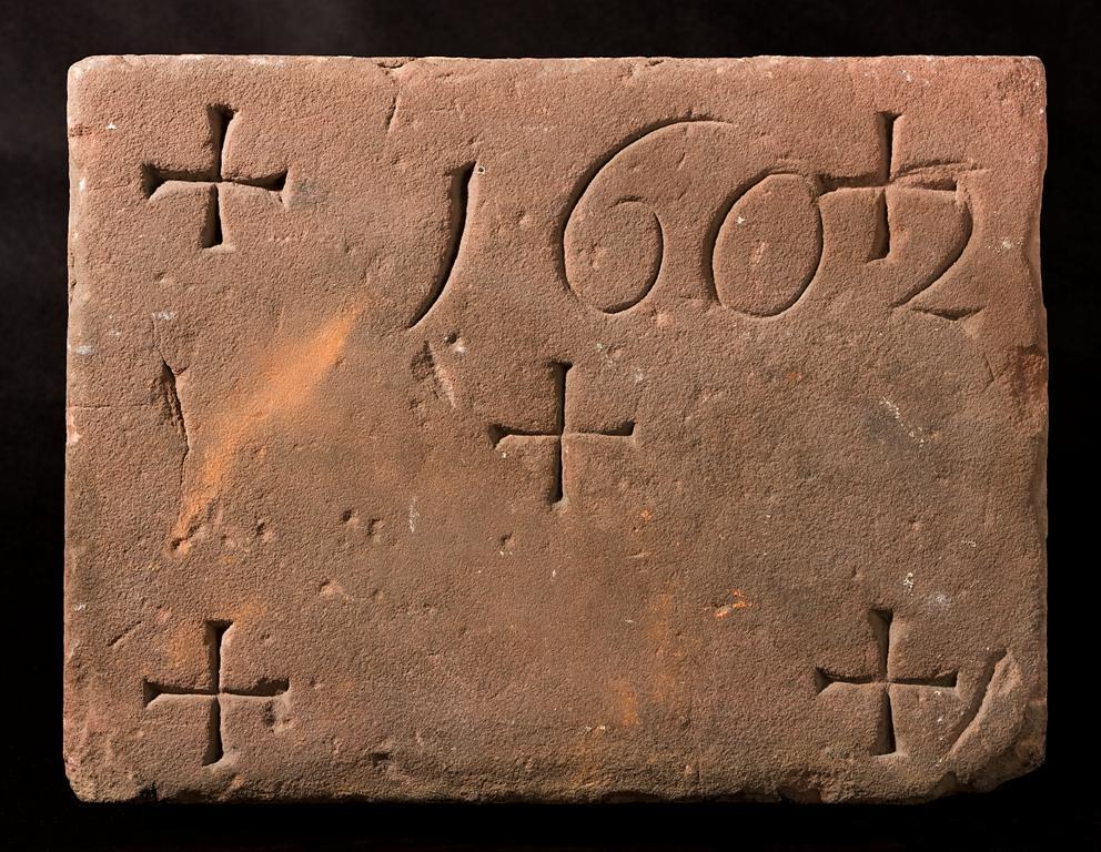 Altaarsteen of draagbaar altaar