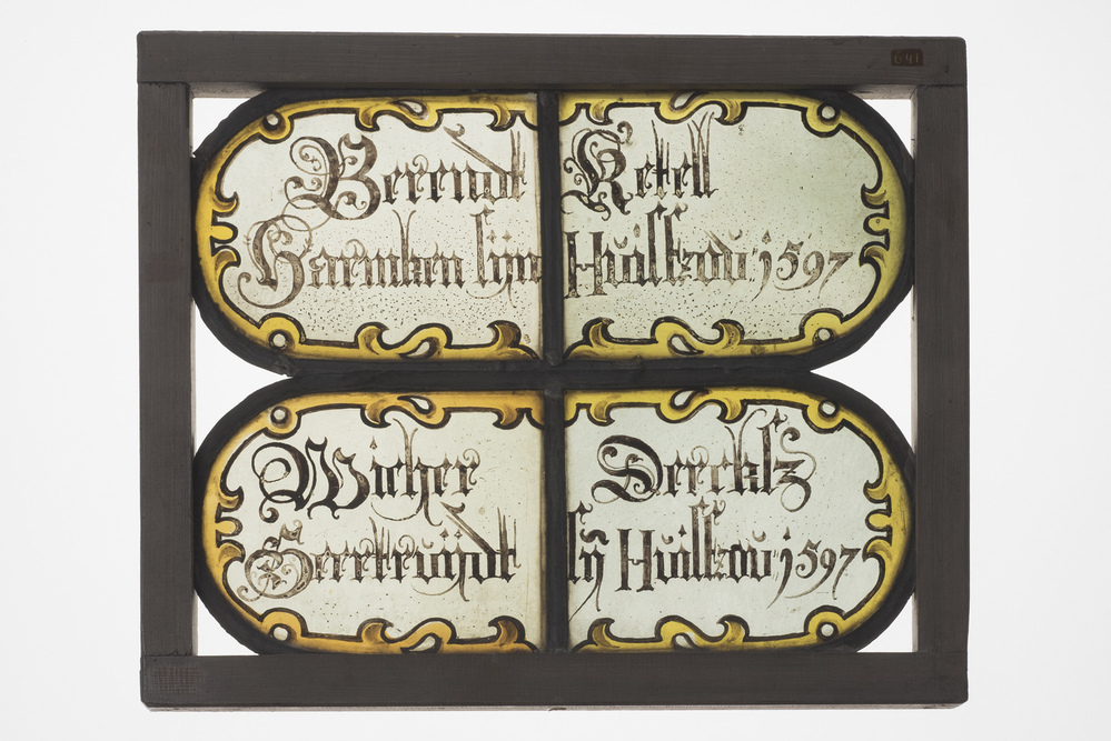 Vier gebrandschilderde ruiten