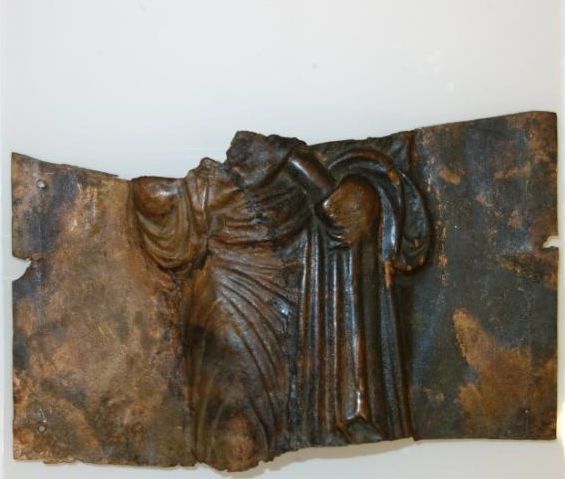 Belegselfragmenten met heup en bovenbenen