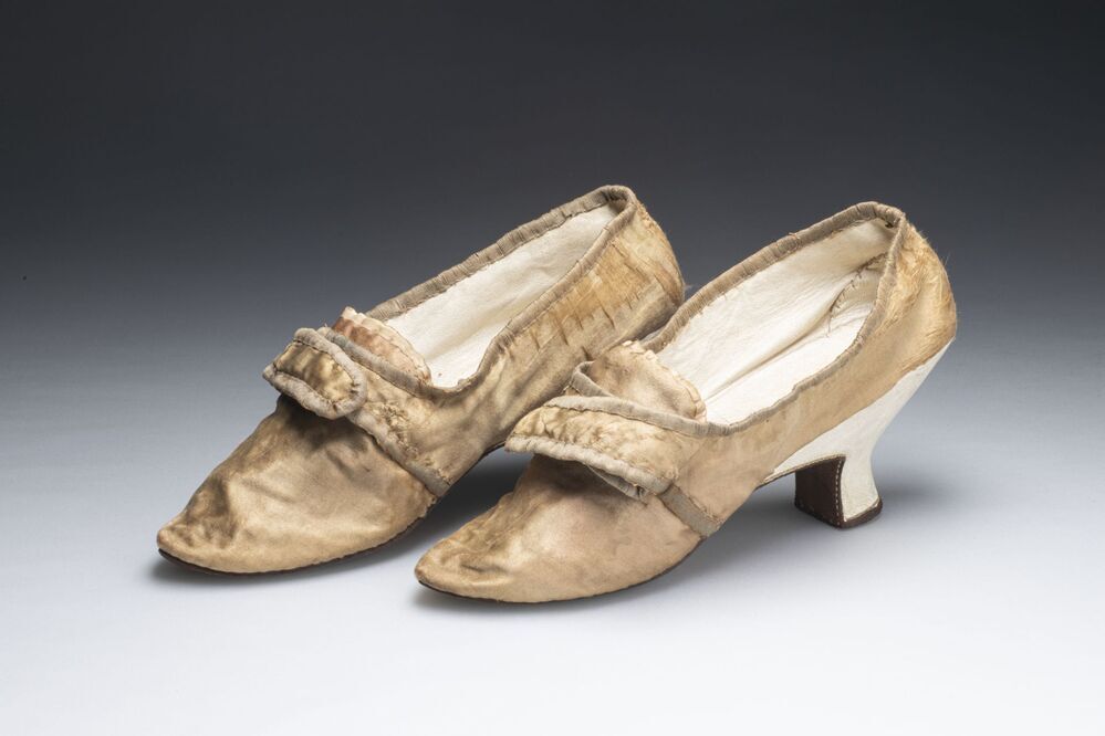 Damesschoenen van zijde