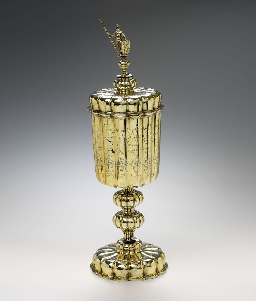 VERVALLEN Bokaal of pronkbeker