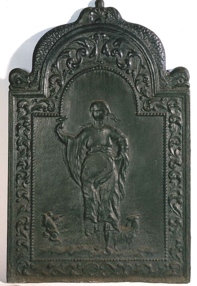 Haardplaat met vrouwenfiguur