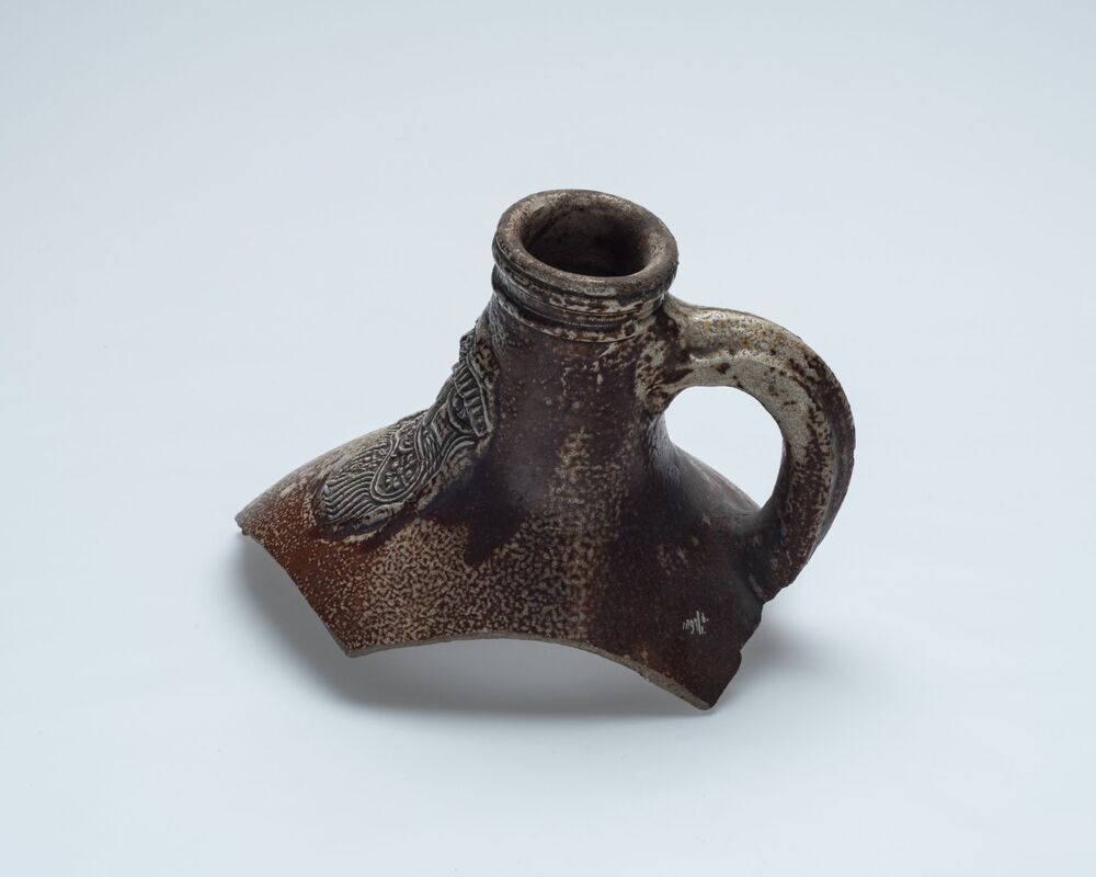 Fragment van een baardmankruik (Fransum)