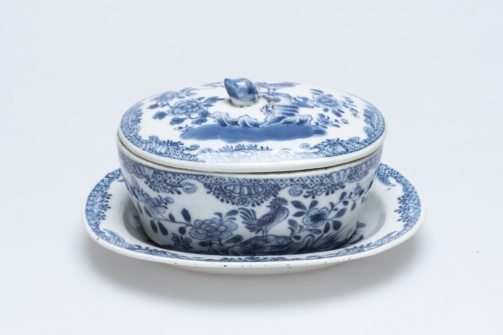 Botervloot op onderschotel