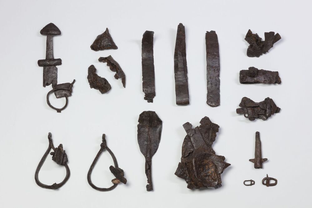 Brokken geoxideerd ijzer en klei met ijzeroxide (Godlinze)