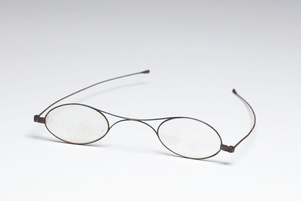 Bril met brillendoos