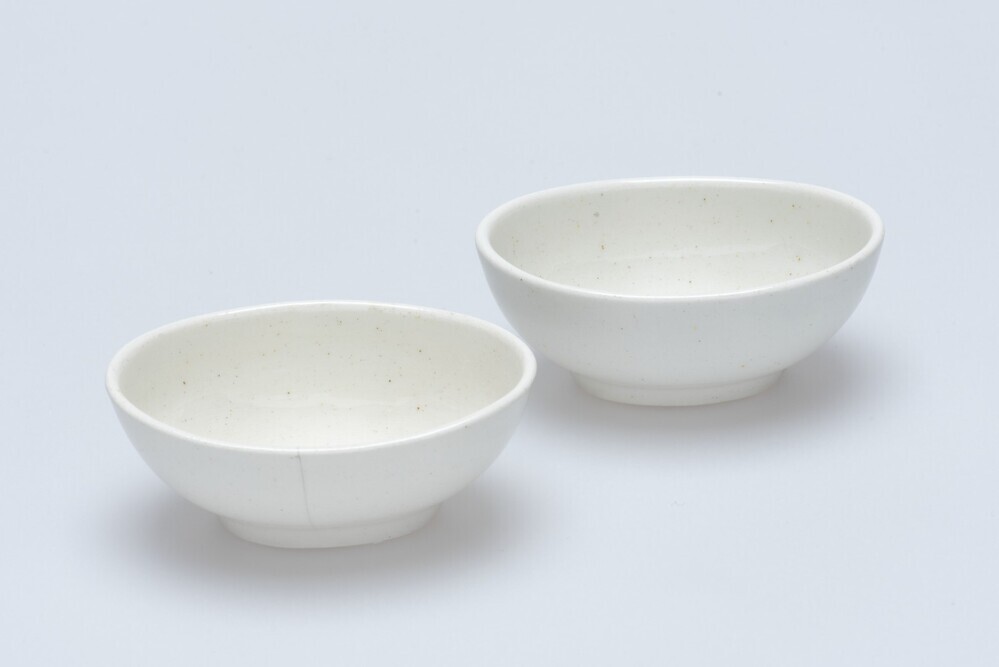 Deel van Wedgwood kinderservies: 2 ovale kommen