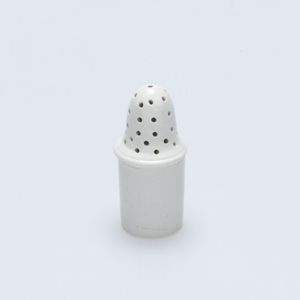 Deel van Wedgwood kinderservies: peperbus