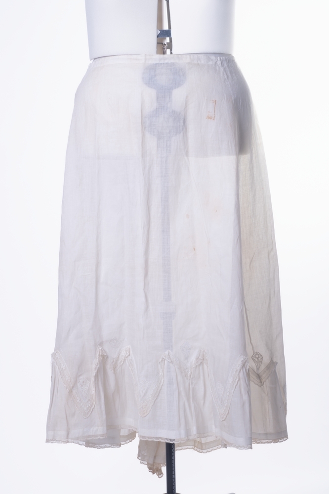 Onderrok met kantstrook