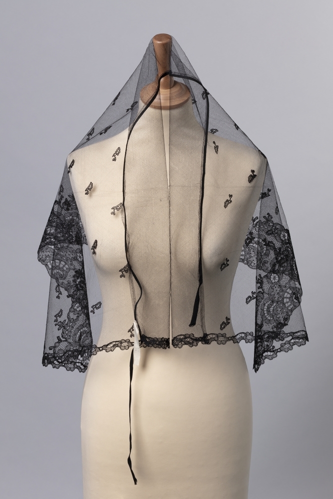 Rechthoekige rouwsluier