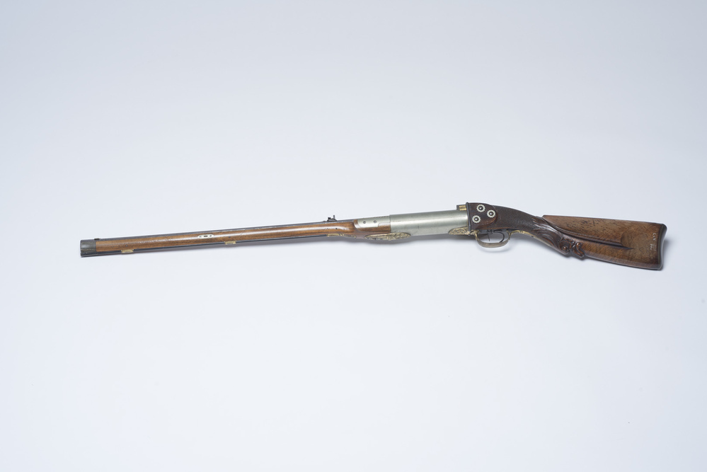 Mahoniehouten windbuks