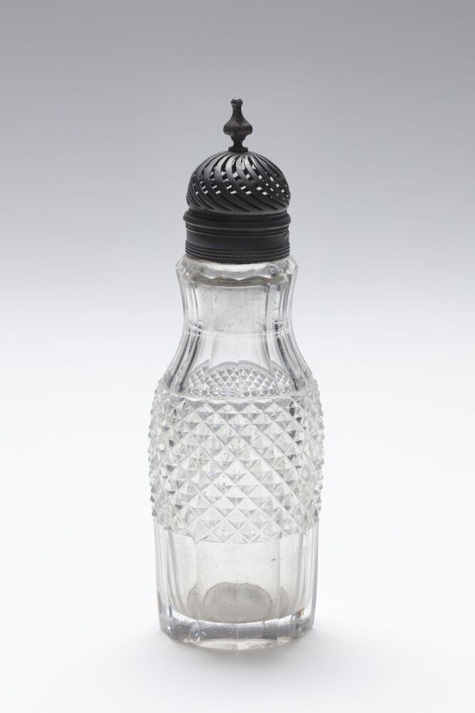 Peperbus met zilveren dop