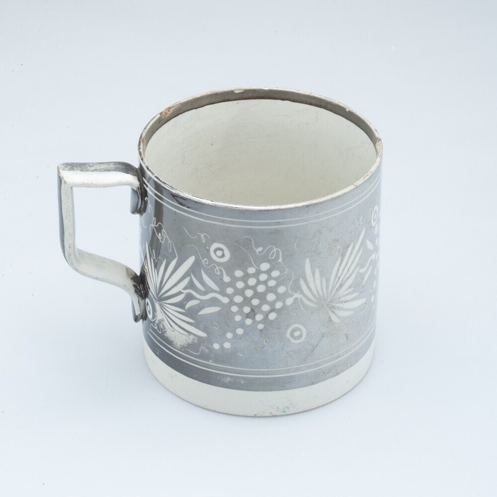 Beker van creamware