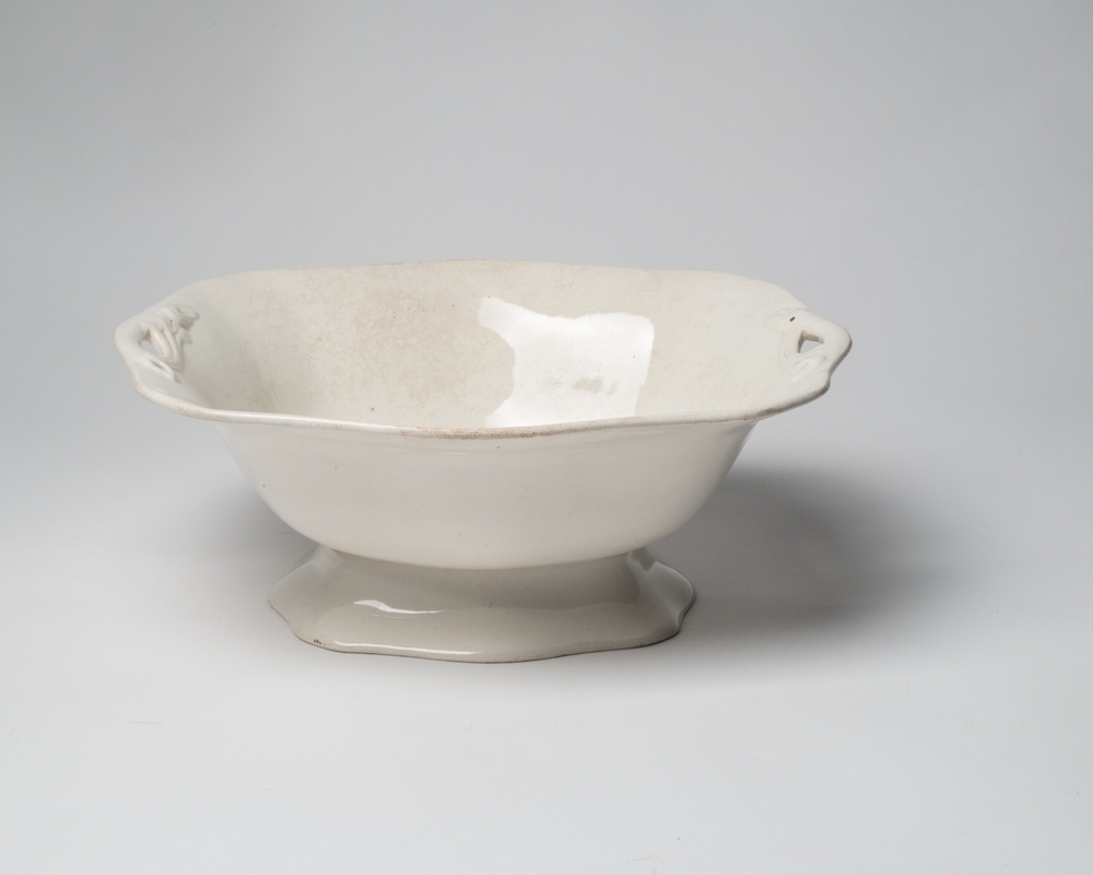 Deel van Wedgwood servies: 2 dienschalen