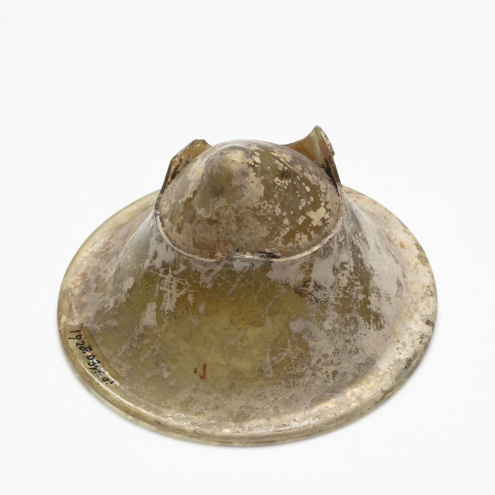 Fragmenten van drinkglazen