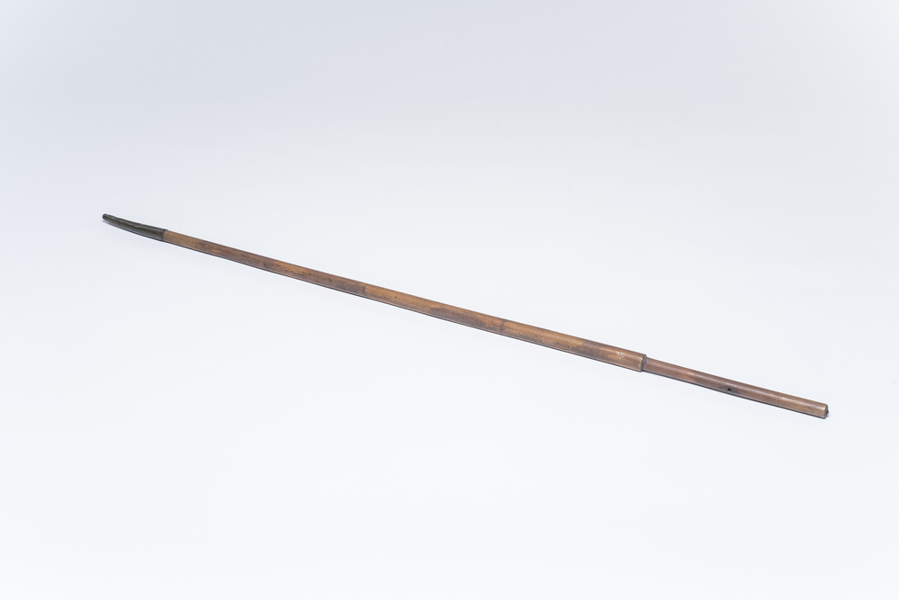 Lange houten wandel- en meetstok