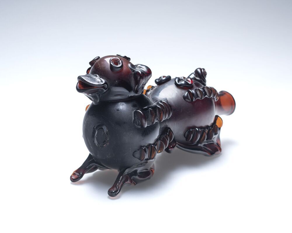 Fles in de vorm van een hond