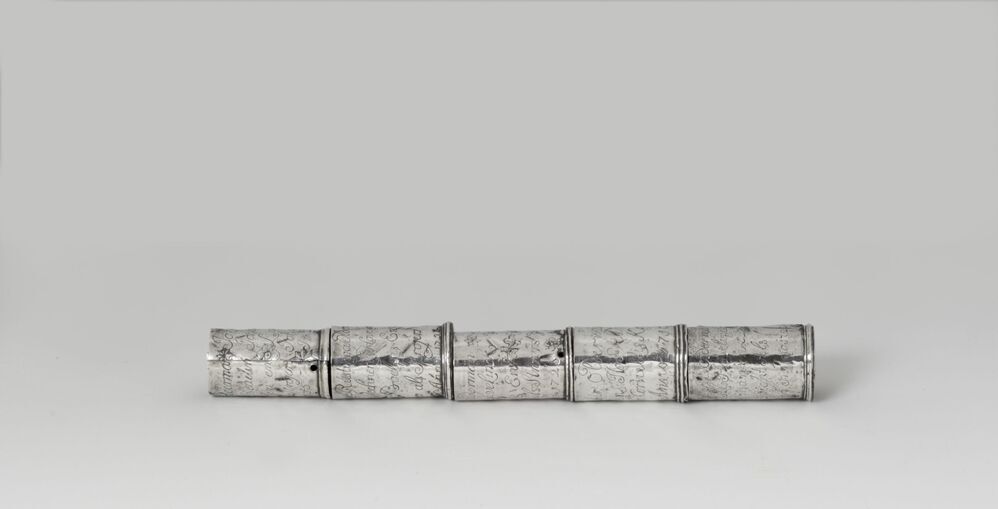 Zilverbeslag van een regimentstaf van het knechtengilde van de goud- en zilversmeden te Groningen.