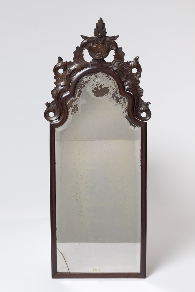 Spiegel met mahoniehouten lijst