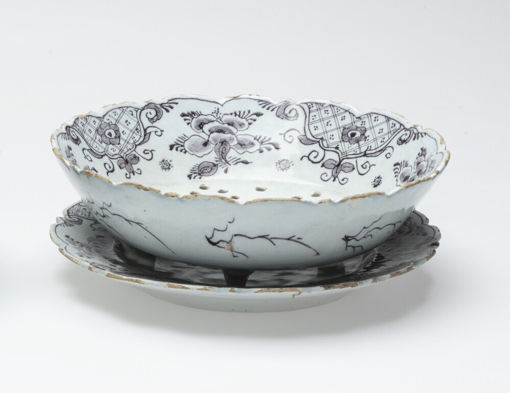 Fruittest op onderschotel