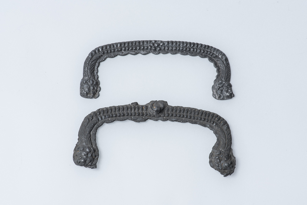 Loden model voor een knipbeugel