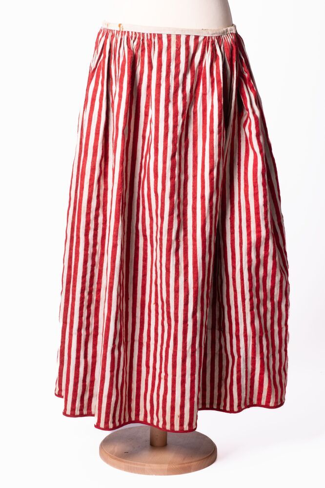 Rood-wit gestreepte onderrok