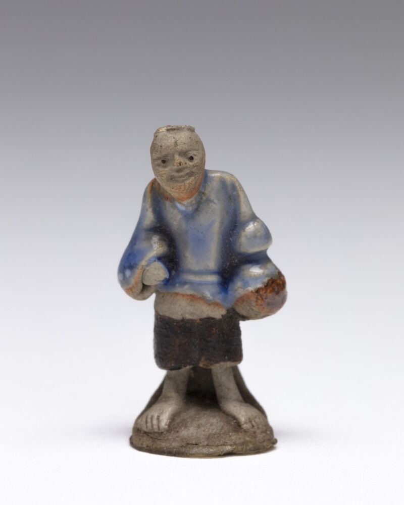 Beeldje van staande man