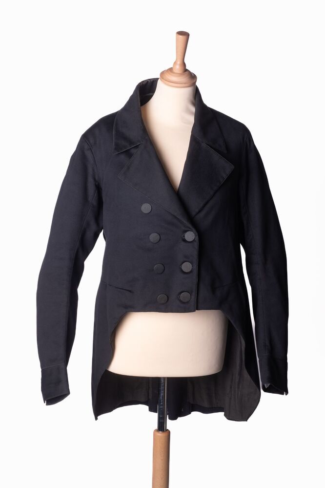 Jacquetjas van zwart laken