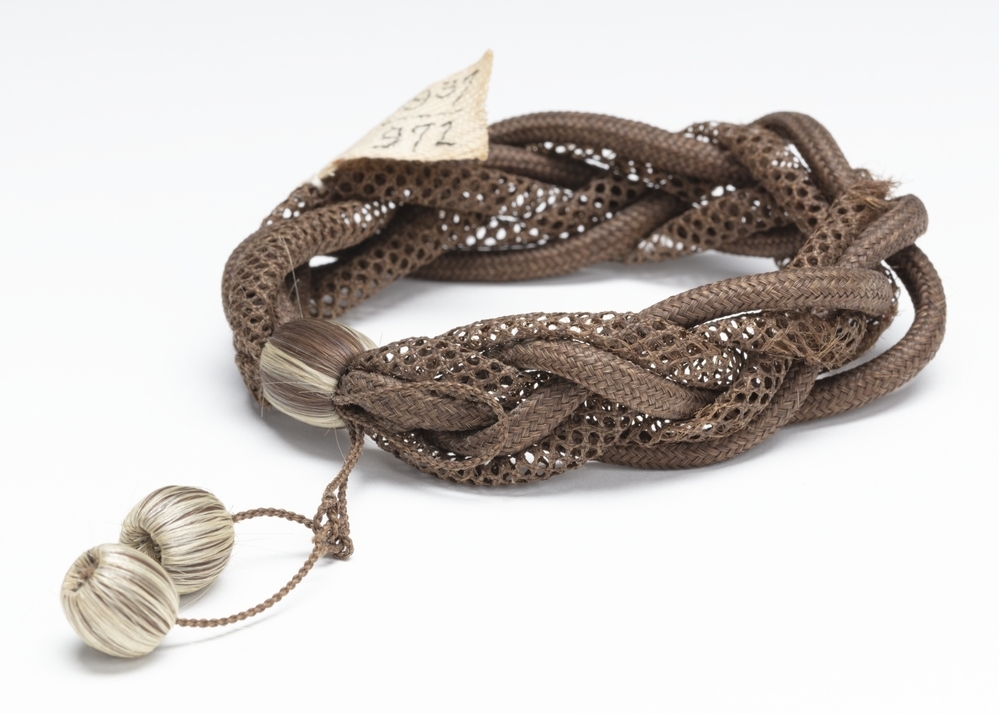 Rouwarmband van haar