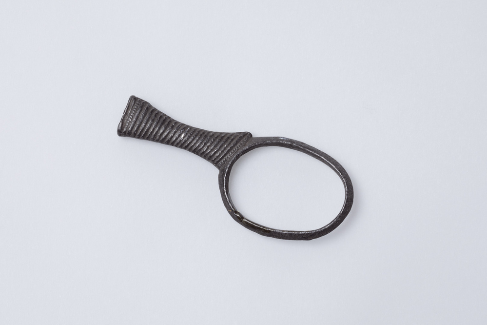 Loden model voor het handvat van een schaar