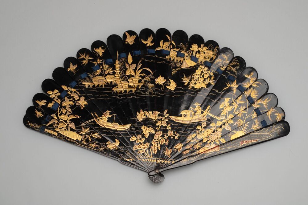 Zwarte Chinese vouwwaaier