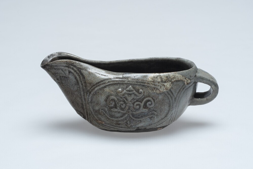 Schenkkom of sauskom