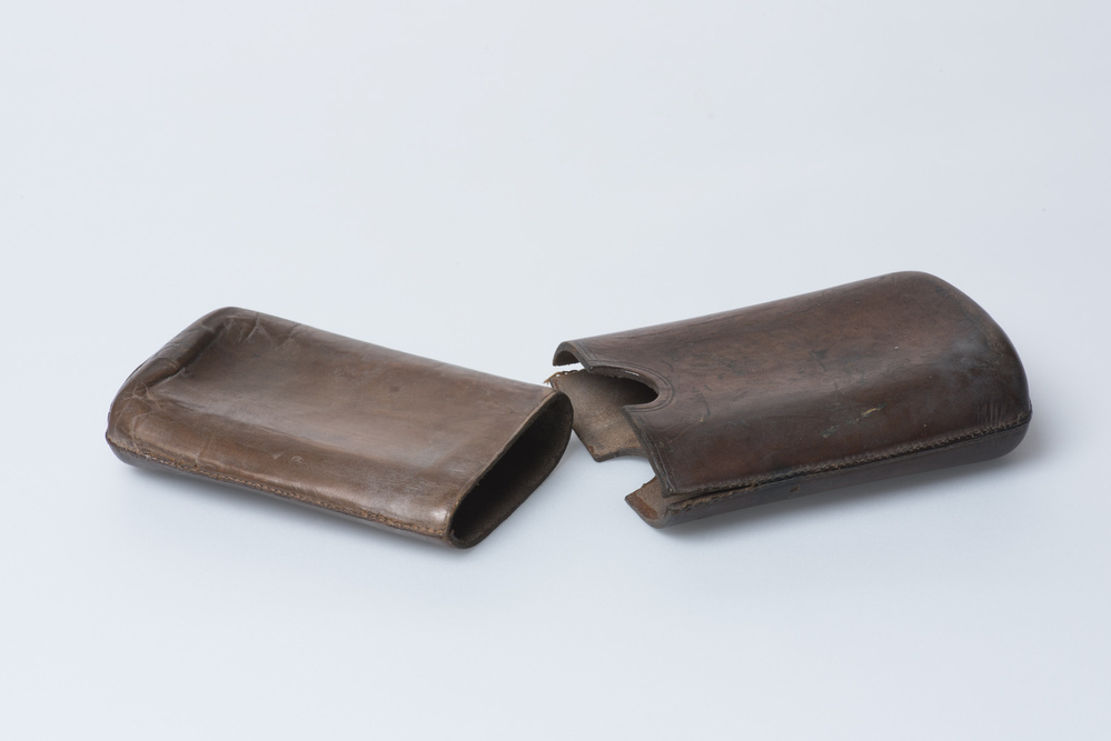 Bruin leren sigarenkoker