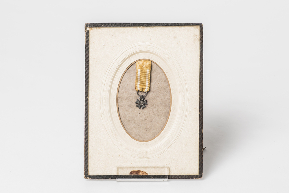 Draagmedaille van het Zilveren Herdekingskruis 1813-1815