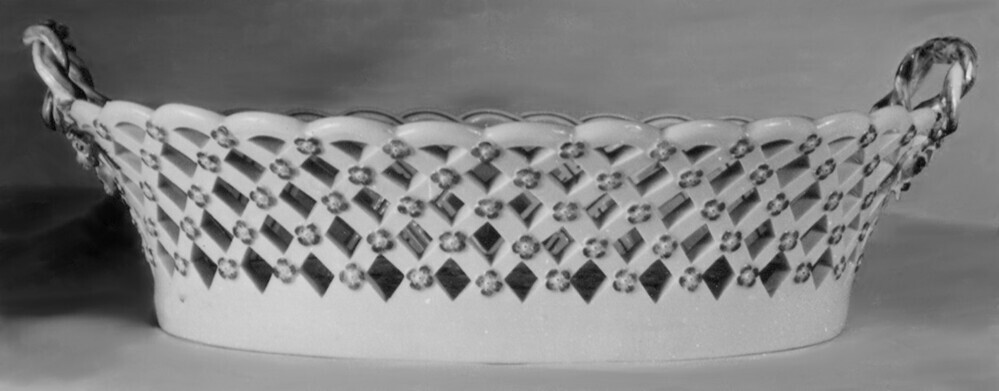 Deel van een Meissen servies, Vruchtenmand