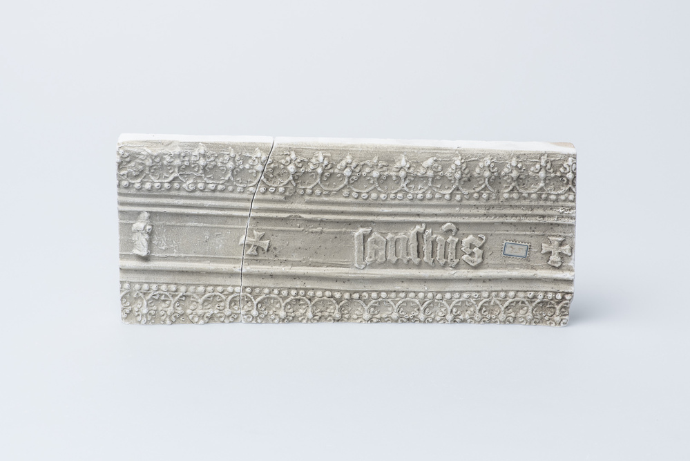 Gipsafgietsel van de klok te Appingedam R.K.