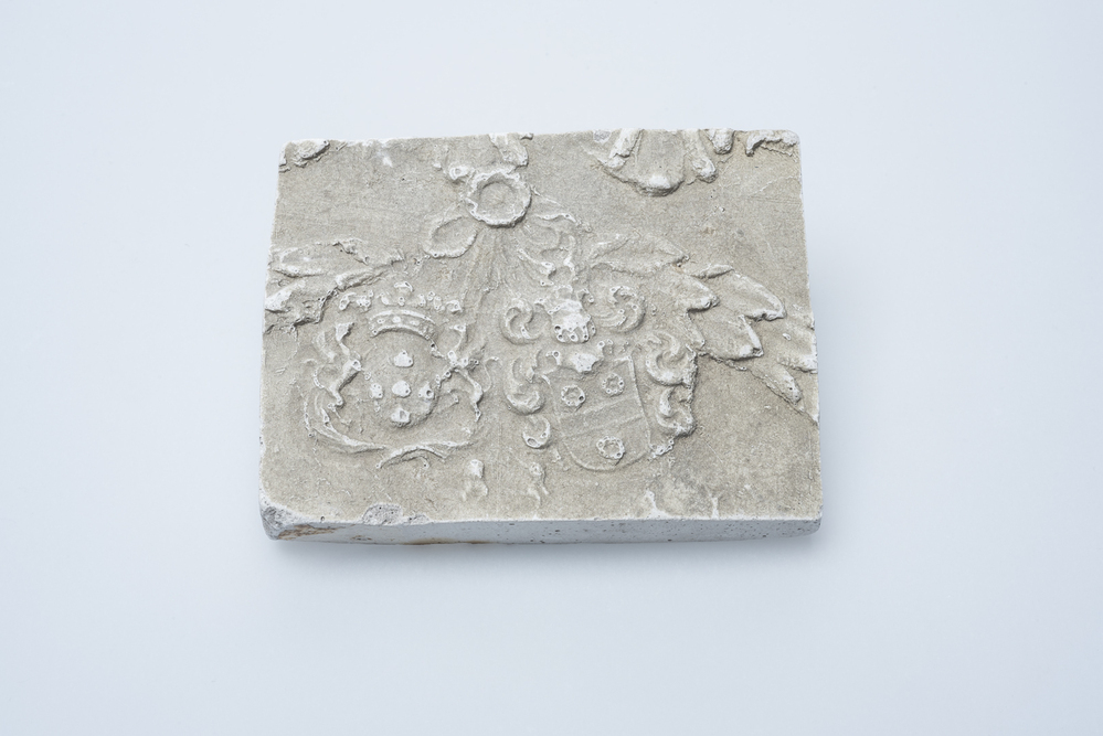 Gipsafgietsel van de klok te Garrelsweer