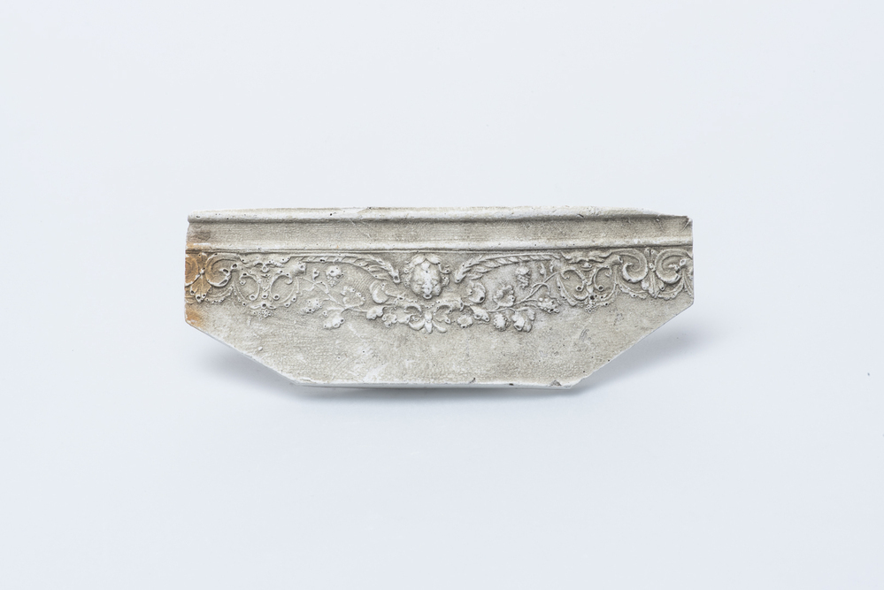 Gipsafgietsel van de klok te Middelstum