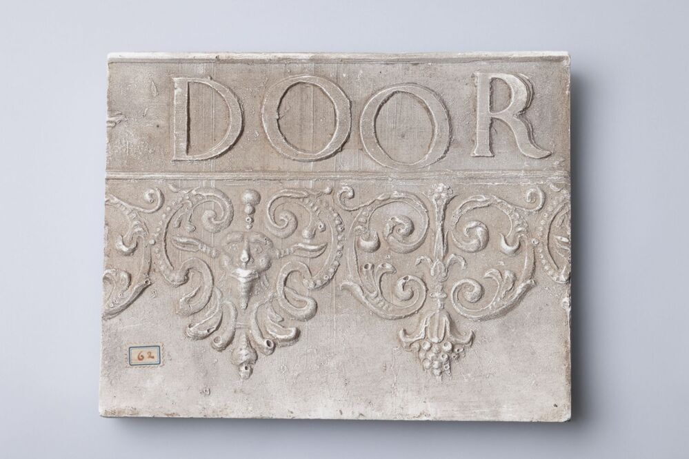 Gipsafgietsel van een klok in Akerk te Groningen