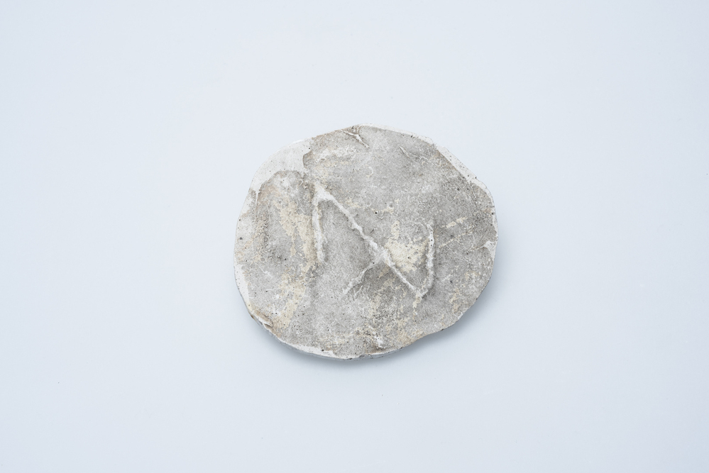 Gipsafgietsel van de klok te Warfhuizen