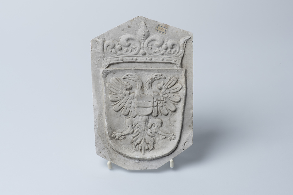 Gipsafgietsel van de klok te Winsum