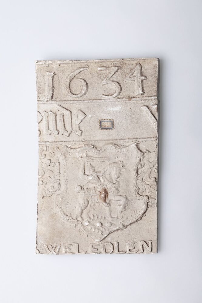 Gipsafgietsel van de klok te Heveskes