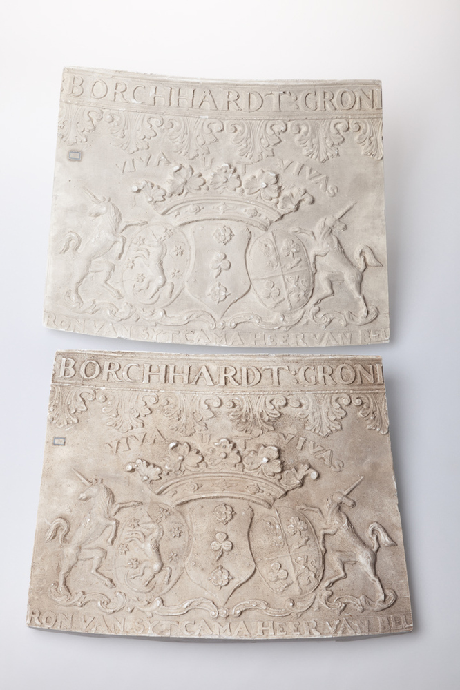 Gipsafgietsel van de klok te Westernieland