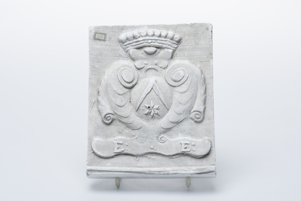 Gipsafgietsel van de klok te Vriescheloo