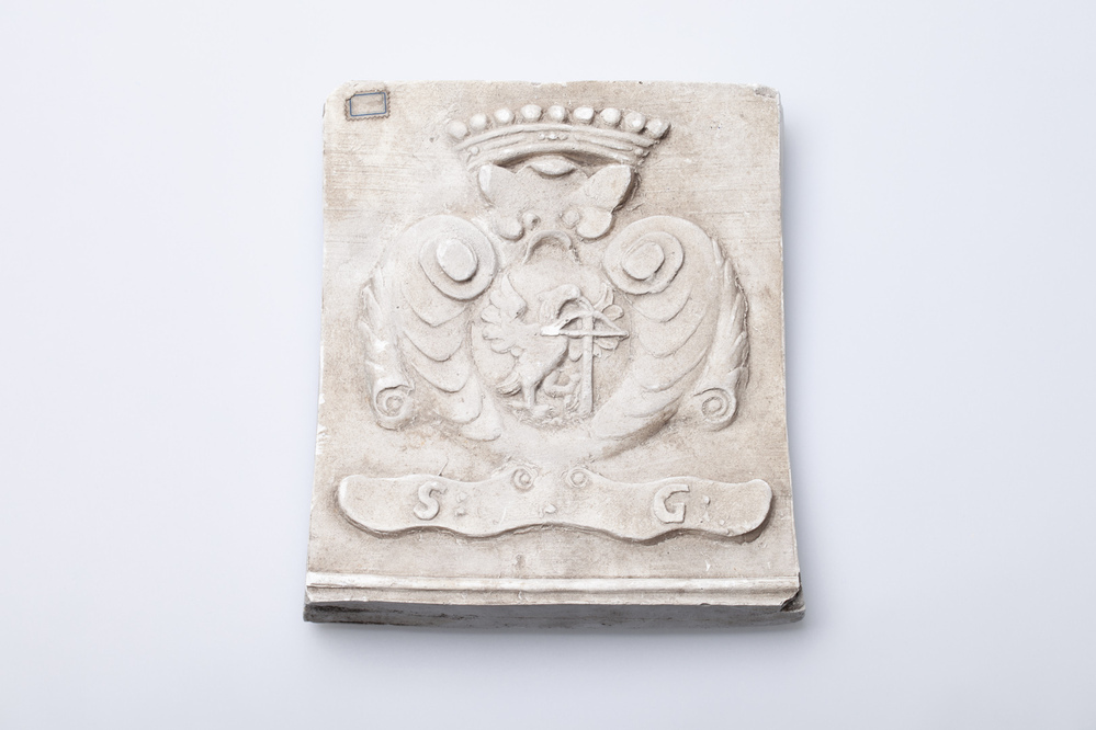 Gipsafgietsel van de klok te Vriescheloo