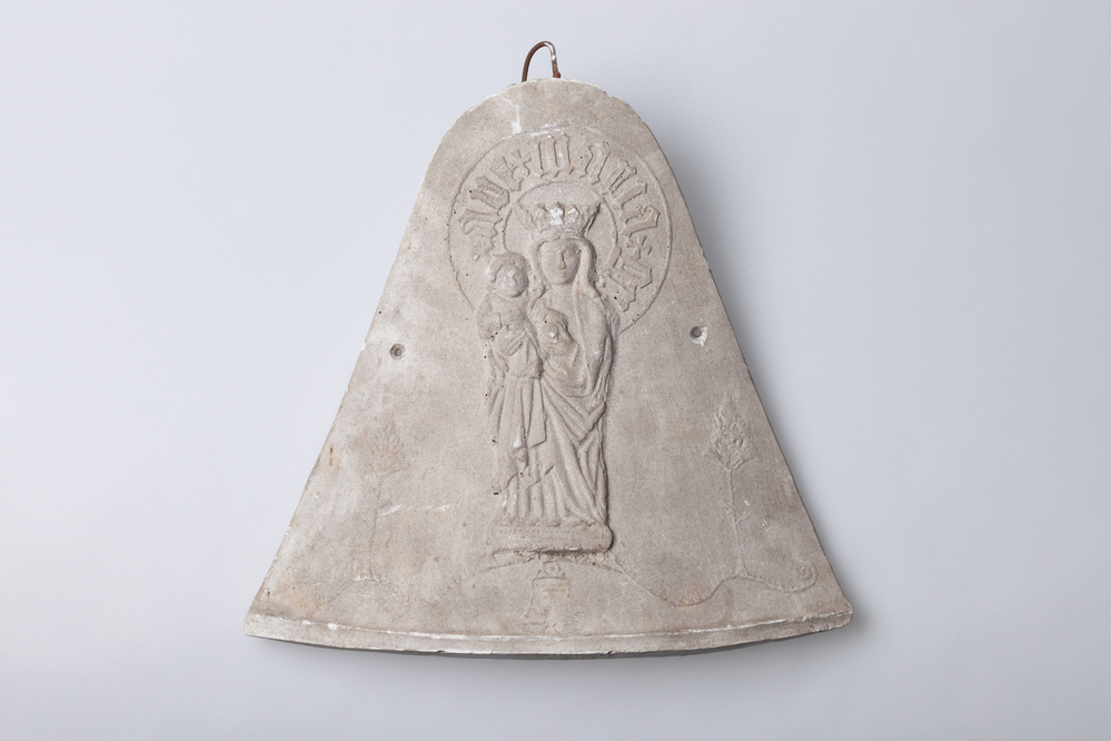 Gipsafgietsel van de klok te Eppenhuizen