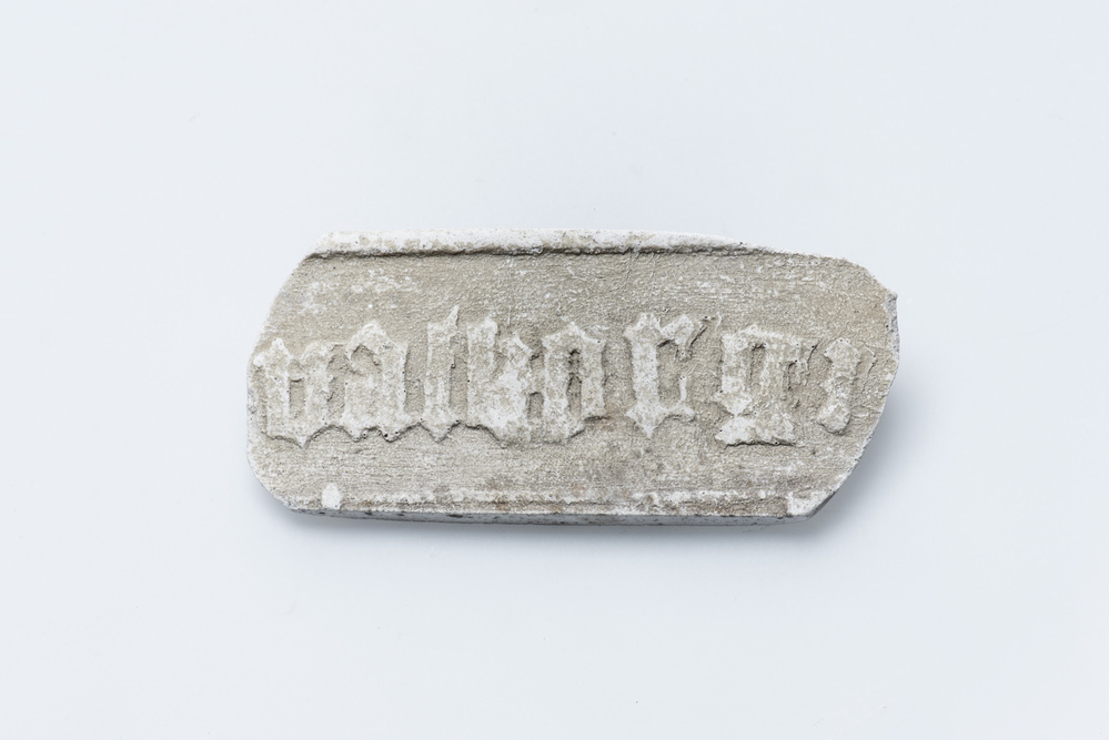 Gipsafgietsel van onbekende of onzekere herkomst